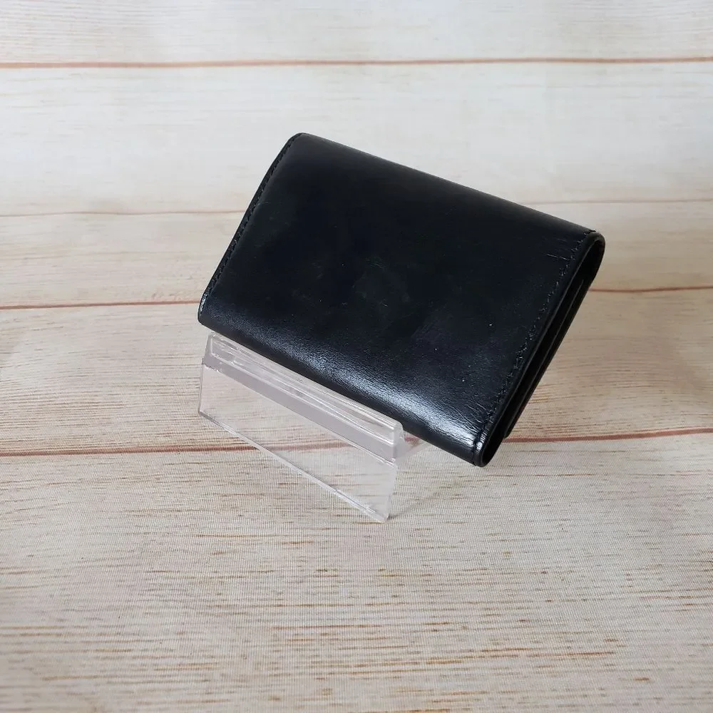 Authentic Salvatore Ferragamo Leather Keyholder Black Silver Tone Hardware Unise